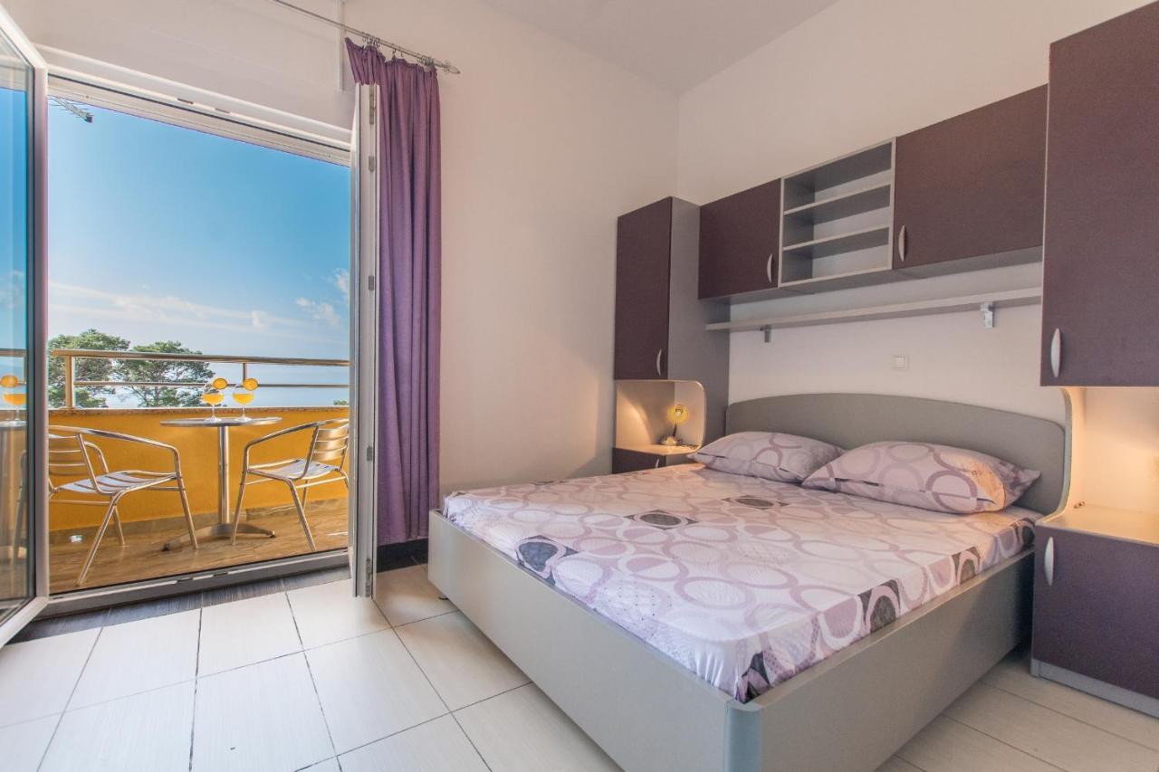 Studio Apartments Zloic In Krvavica Exterior photo